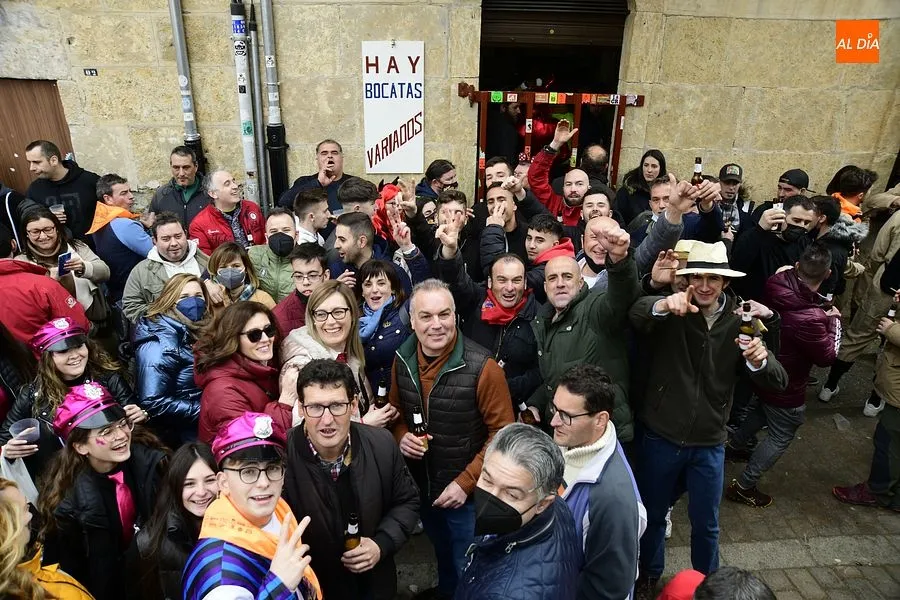 Foto 11 - El S&aacute;bado de Carnaval brinda de nuevo im&aacute;genes multitudinarias en Ciudad Rodrigo