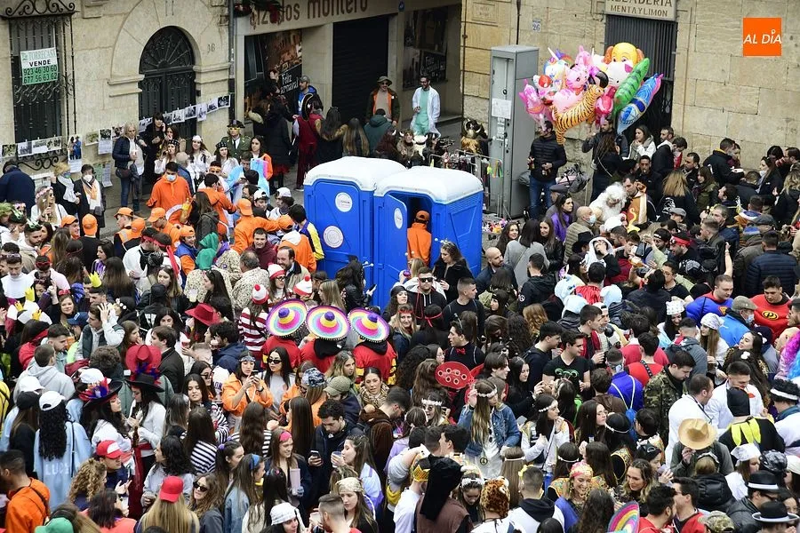 Foto 4 - El S&aacute;bado de Carnaval brinda de nuevo im&aacute;genes multitudinarias en Ciudad Rodrigo