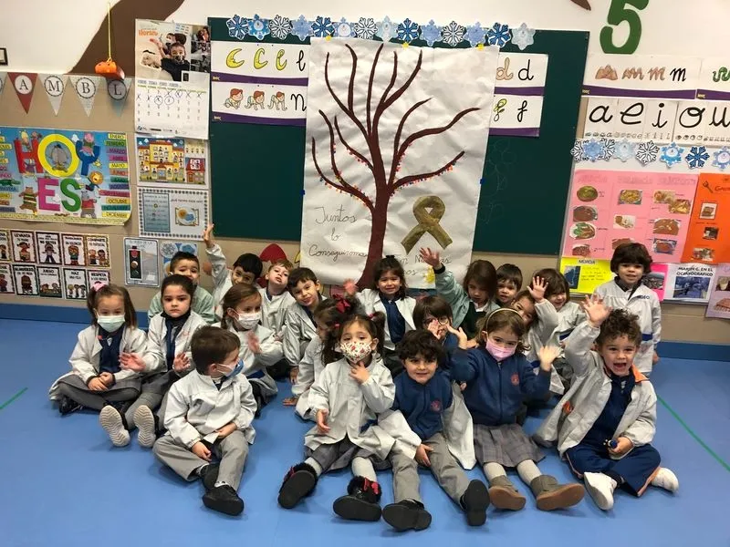 Actos del Día Internacional del Niño con Cáncer en el colegio Calasanz de Salamanca
