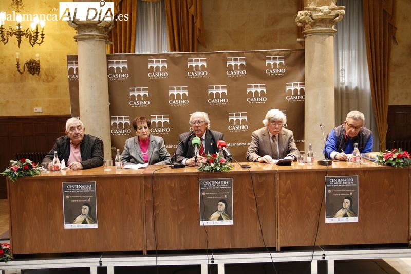 El Casino de Salamanca celebra el Centenario del nombramiento de Teresa de Jesús Doctora Honoris Causa 