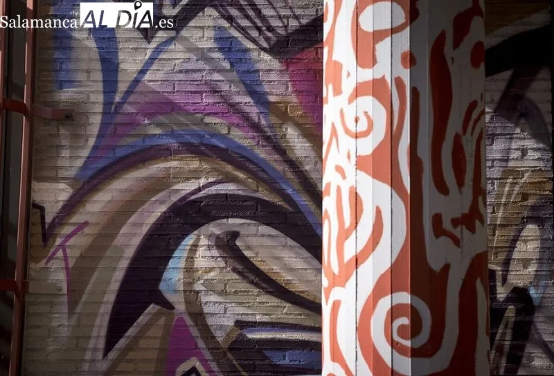 Murales de Daniel Martín en la Escuela de Arte y Superior de Conservación y Restauración de Salamanca. Foto de Carmen Borrego