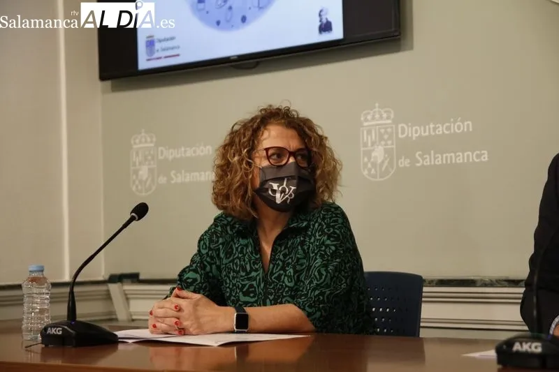 El diputado de Cultura, David Mingo, y la vicerrectora de Ciencias de la Salud y Asuntos Sociales de la USAL, Ana Martín, en la presentación del programa 'Provincia Creativa'. Foto de David Sañudo