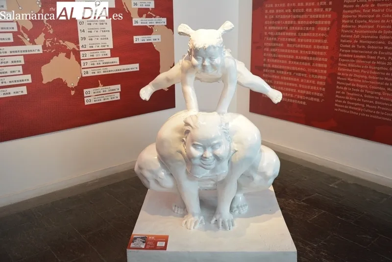 Nuevas esculturas de Xu Hongfei en Salamanca. Foto de Vanesa Martins