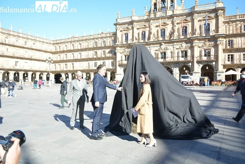 Nuevas esculturas de Xu Hongfei en Salamanca. Foto de Vanesa Martins