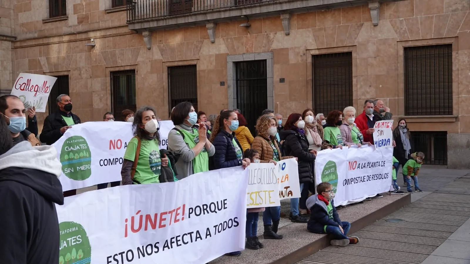 Foto 3 - 'Gajates sin mierda' vuelve a manifestarse y protesta en Salamanca