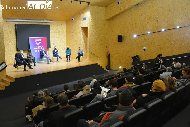 Acto de campaña de Unidas Podemos en Salamanca con el candidato a la presidencia de la Junta, Pablo Fernández. Fotos: Vanesa Martins