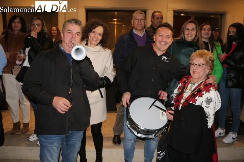 Foto 14 - Gran afluencia de p&uacute;blico en la primera matanza nocturna de Guijuelo