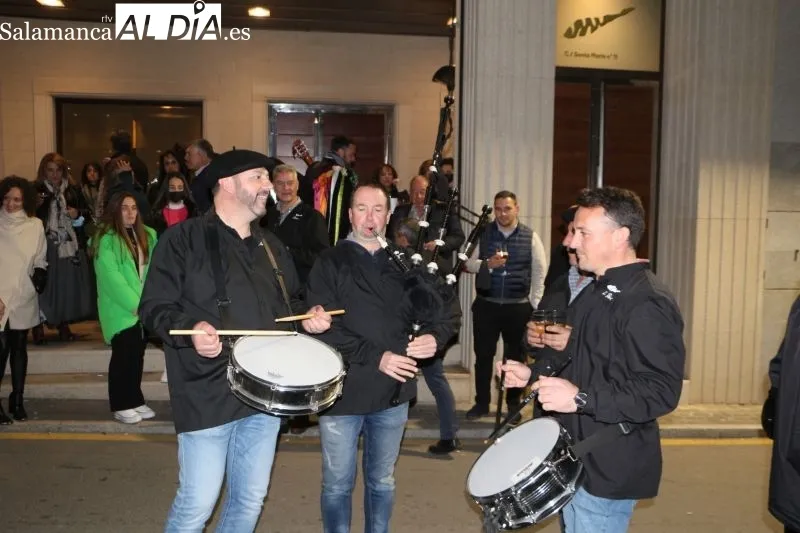 Foto 10 - Gran afluencia de p&uacute;blico en la primera matanza nocturna de Guijuelo