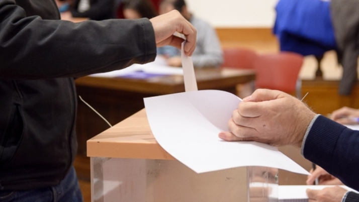 Protocolo COVID: llevar el voto preparado desde casa o usar mascarilla FPP2 en las mesas electorales