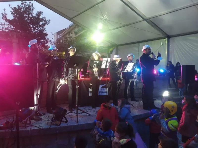Foto 11 - Guijuelo se sumerge en el carnaval con una novedosa trompetada