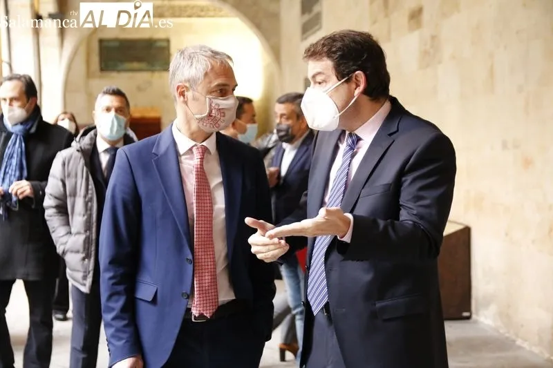 Jornadas de “Nuevo Periodismo” organizadas por Periodismo 2030 proyecto impulsado por los periodistas Sergio Martín, antiguo alumno de Comunicación Audiovisual de la USAL y miembro de la Junta Directiva de Alumni-USAL, y Fernando Jáuregui.