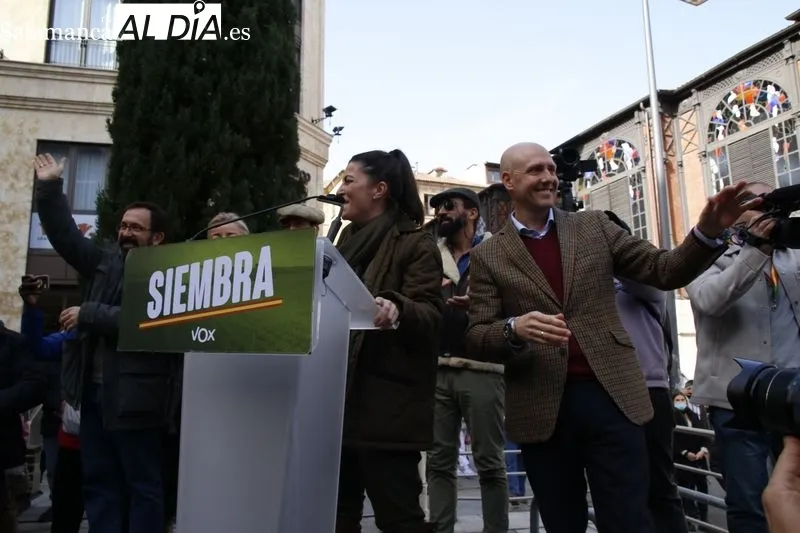 Acto de Vox en la plaza del Ángel. Foto de David Sañudo