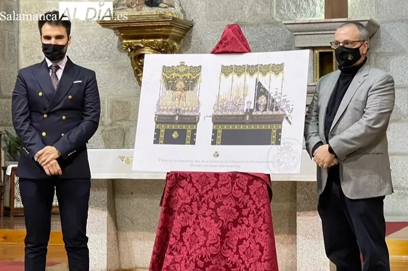 La iglesia parroquial acogía la presentación de la nueva imagen de palio de Nuestra Señora de la Esperanza 