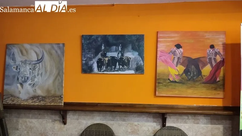 Cuadros expuestos en el Bar El Retiro hasta el 1 de abril / CORRAL 