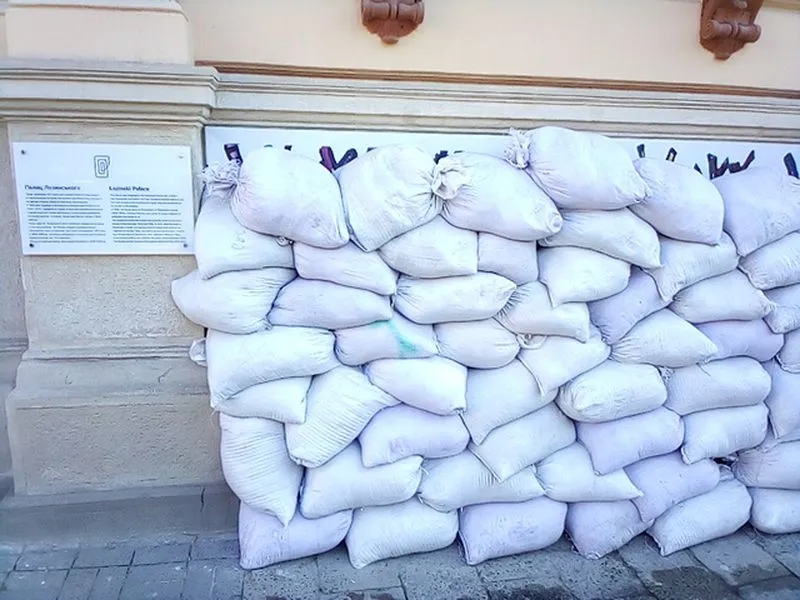 Así se protege la ciudad de Lviv (Ucrania) ante posibles bombardeos