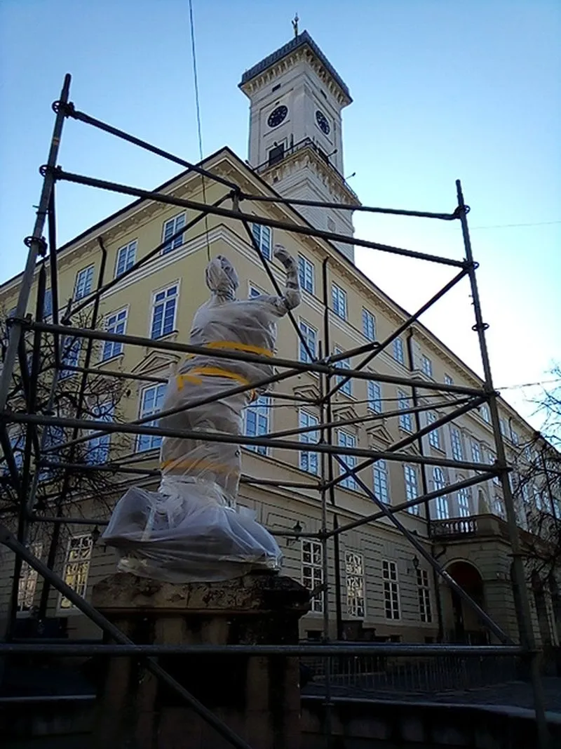 Así se protege la ciudad de Lviv (Ucrania) ante posibles bombardeos