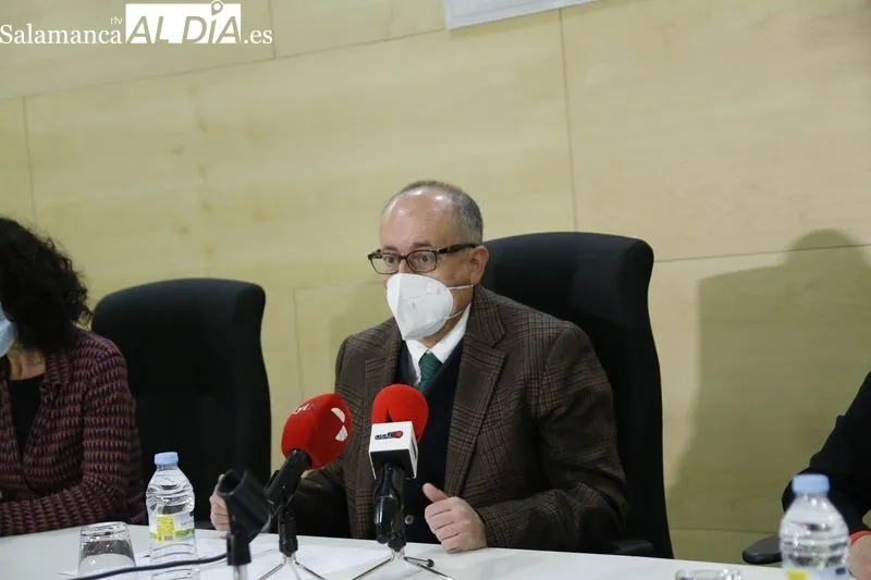 Presentación de este proyecto científico en el Instituto de Biología Funcional y Genómica. Foto de David Sañudo