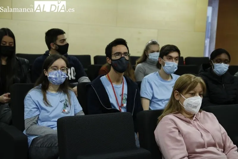 Entrega en Colegio de Abogados de Salamanca del premio Beatriz de Galindo a  Mª Auxiliadora Díaz Velázquez, titular del Juzgado de Violencia contra la mujer nº2 de Las Palmas de Gran Canaria. Foto de David Sañudo