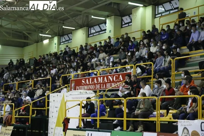 Foto 8 - El CB Tormes pone pie y medio en la fase de ascenso ante un W&uuml;rzburg volcado (84-58)