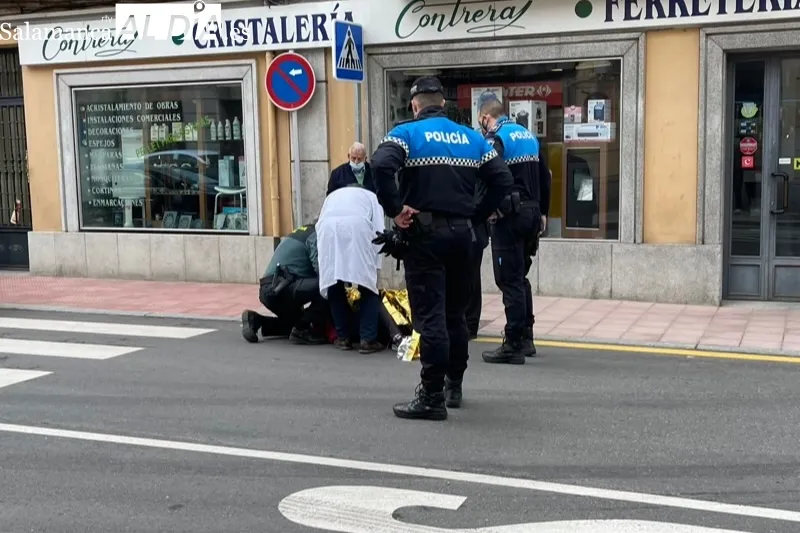 Foto 8 - Herida una mujer en Pe&ntilde;aranda, tras ser golpeada por un coche