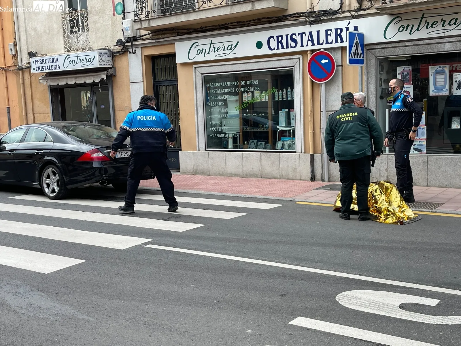 Foto 4 - Herida una mujer en Pe&ntilde;aranda, tras ser golpeada por un coche