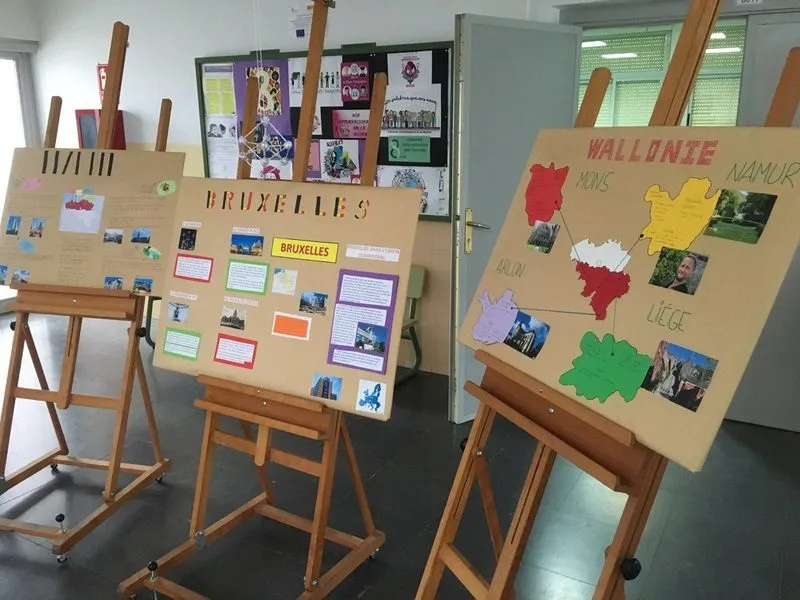 Exposición sobre Bélgica en el IES Campo Charro de La Fuente de San Esteban 