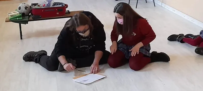 Actividades de juegos populares en el colegio San Juan Bosco