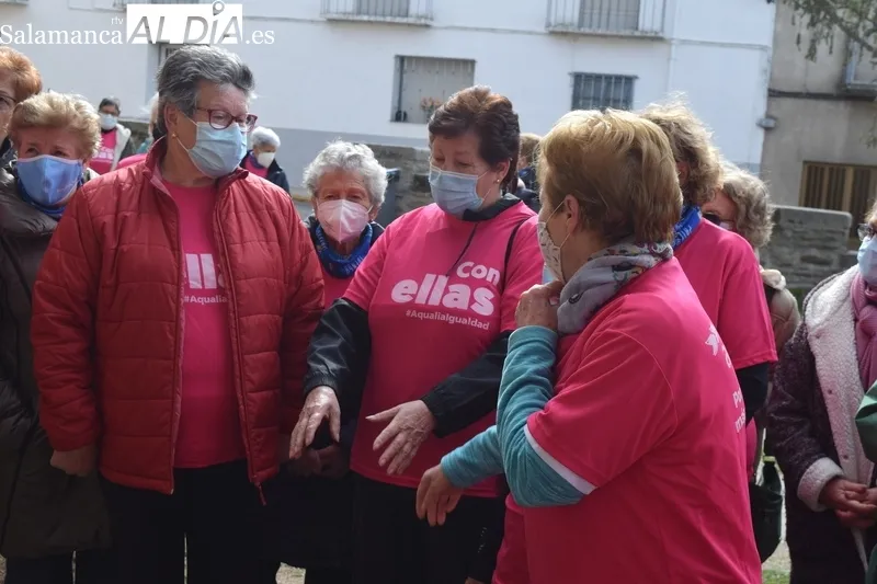 Foto 7 - Ayuntamiento y Aqualia colaboran en la iniciativa 'Pl&aacute;ntate por ellas, por un futuro m&aacute;s sostenible'