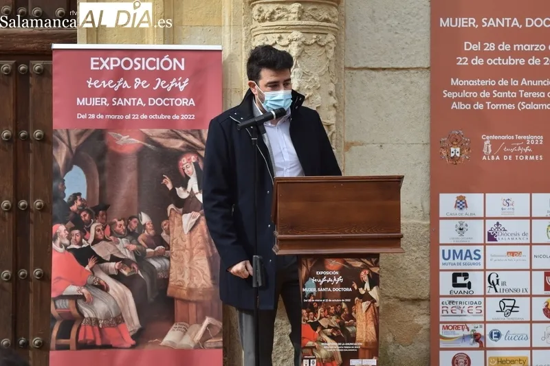 Foto 8 - Nadie quiso perderse la inauguraci&oacute;n de la exposici&oacute;n 'Teresa de Jes&uacute;s: Mujer, Santa, Doctora'