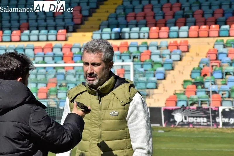 María posa para este medio en el Helmántico / Fotos: Ángel Merino