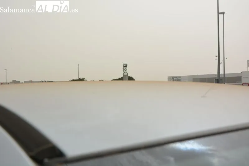 Foto 2 - Consejos para la poblaci&oacute;n ante las nubes de polvo sahariano que llegan a Salamanca