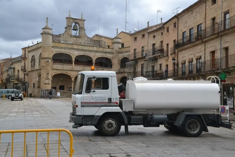 Foto 6 - Las ferias, salvo los coches chocones, dicen adi&oacute;s a Mir&oacute;briga
