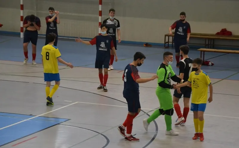 Foto 6 - El Cadete del III Columnas se proclama campe&oacute;n bicomarcal