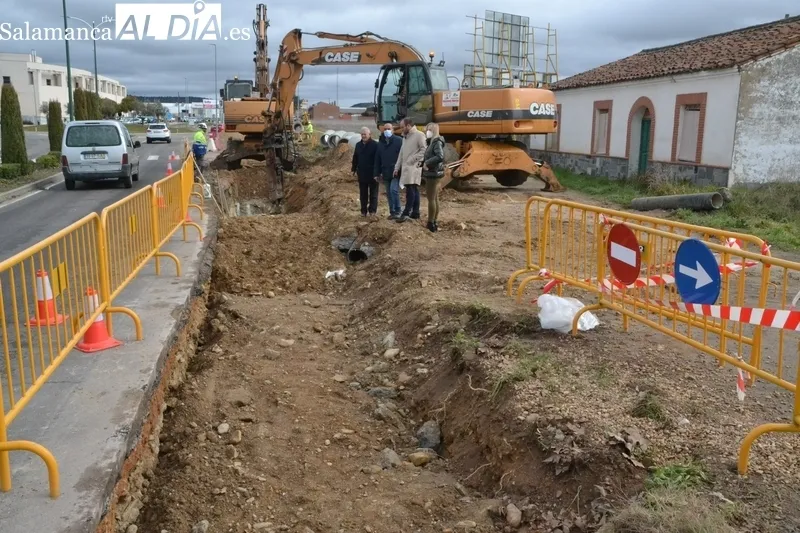 Foto 2 - En marcha las obras del &lsquo;paseo industrial verde&rsquo;, con 600.000&euro; de coste y 6 meses de plazo