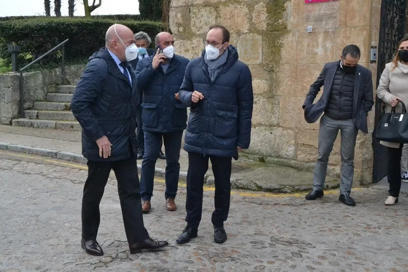 Foto 6 - T&eacute;cnicos cooperativistas de Castilla y Le&oacute;n mantienen un encuentro en el Parador