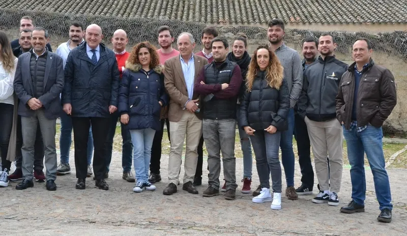 Foto 2 - T&eacute;cnicos cooperativistas de Castilla y Le&oacute;n mantienen un encuentro en el Parador