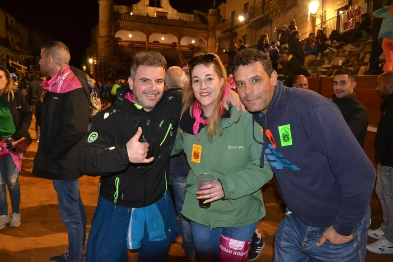 Foto 10 - El ambiente taurino se mantiene mientras va menguando el festivo en una jornada con visita de la lluvia