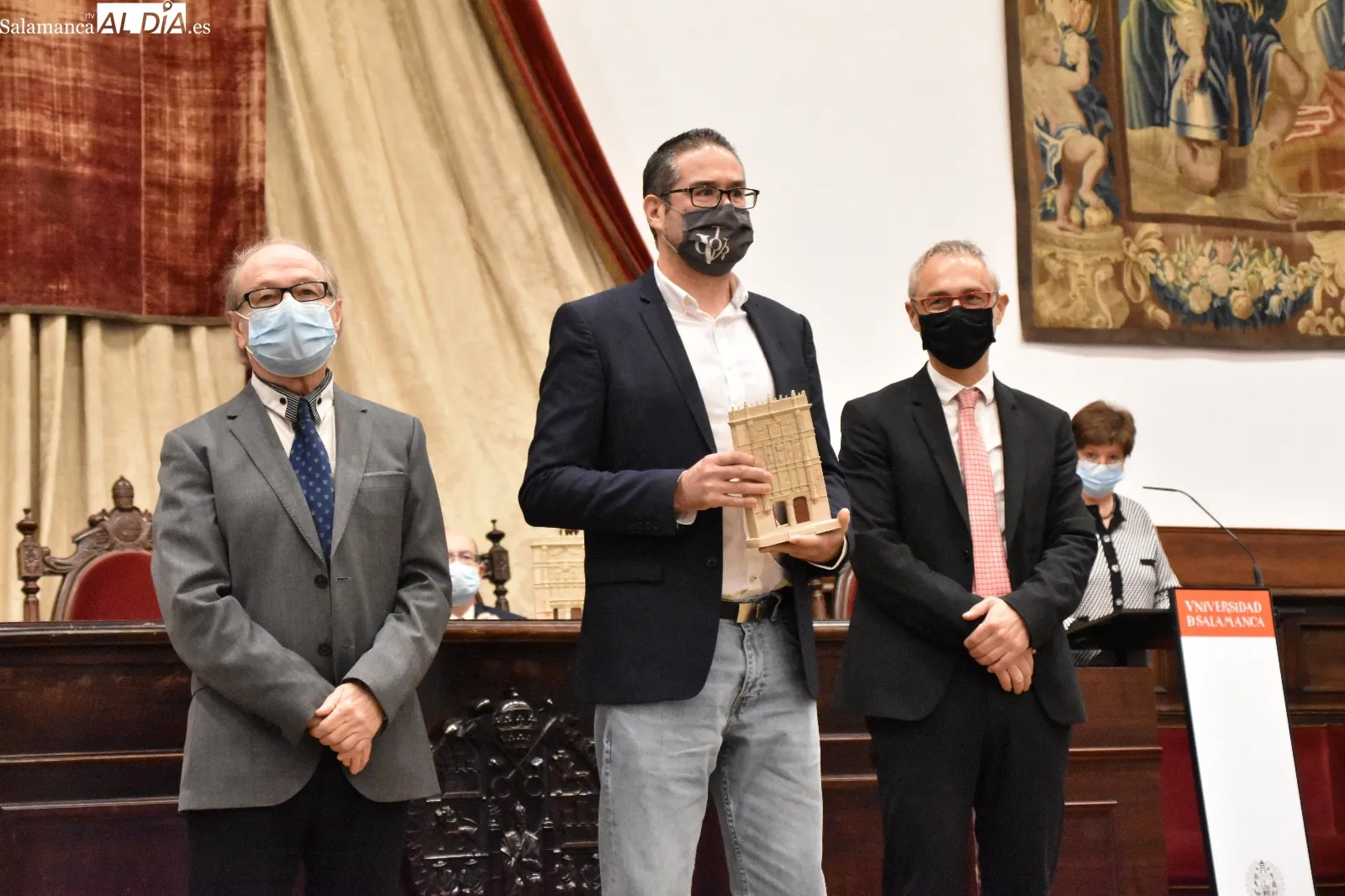Entrega de distinciones al personal de administración y servicios de la USAL | Fotos: Vanesa Martins