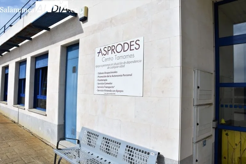 Visita al centro de Asprodes en Tamames