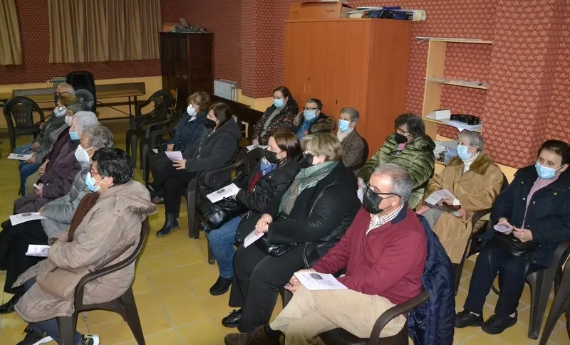 Foto 7 - Mari Paz Diago diserta sobre el papel de la mujer en la Iglesia
