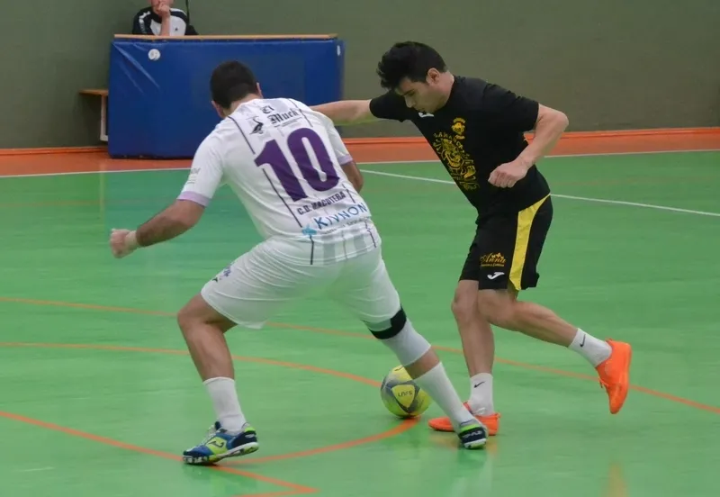 Foto 11 - El Mir&oacute;briga Futsal perdona y acaba por caer derrotado ante Macotera en el rush final