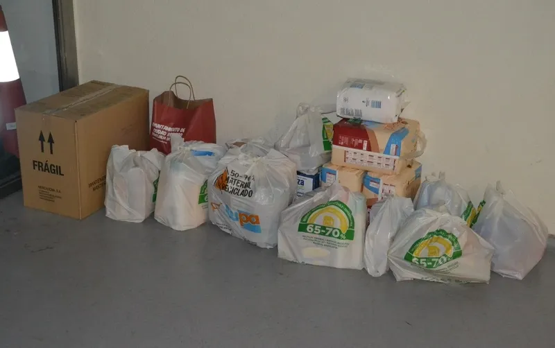 Foto 2 - En marcha la recogida de alimentos y materiales para Ucrania