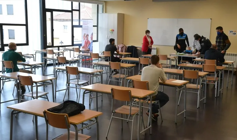 Foto 3 - S&oacute;lo 4 aspirantes siguen con opciones en la oposici&oacute;n a la Polic&iacute;a tras registrarse otros dos &lsquo;no presentados&rsquo;
