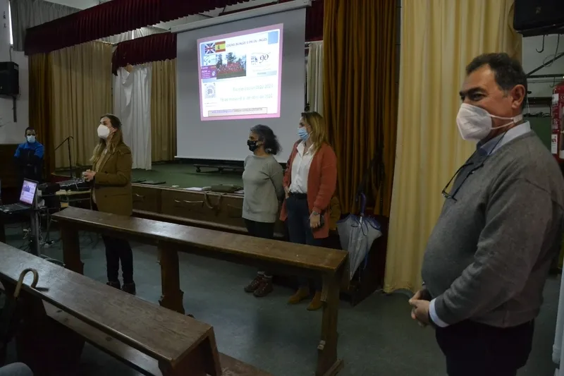 Foto 2 - El IES Fray Diego recibe a los progenitores de sus futuros alumnos