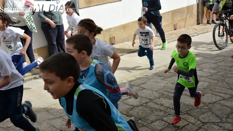 El equipo Escuela de Triatlón Salmantina triunfó en el duatlón de Lumbrales