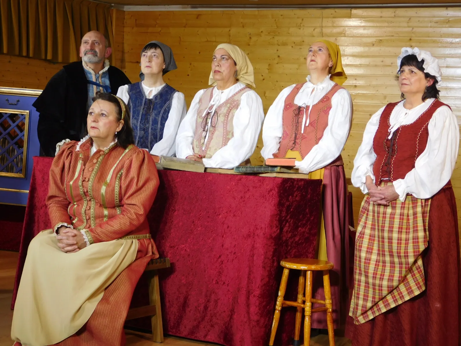Foto 6 - El Encinar y su pasi&oacute;n por el teatro aplaude la obra de Denis Rafter