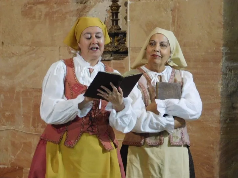 Foto 9 - Espino de la Orbada vive la magia del teatro con 'Buscando a Nebrija'