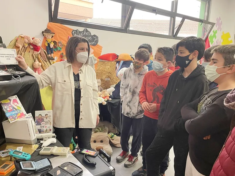 Exposición 'Juguetes Amigos Inseparables', organizada por el programa Ciudad de los Niños de Carbajosa