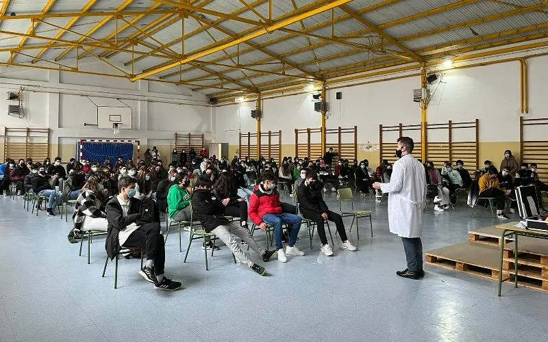 Foto 3 - La iniciativa Matemagia inicia su andadura en Sancti-Sp&iacute;ritus y La Fuente de San Esteban