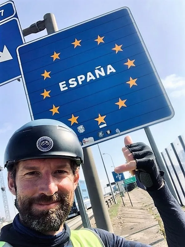 Vuelta a Europa en Bicicleta | Foto: Jean Boujonnier